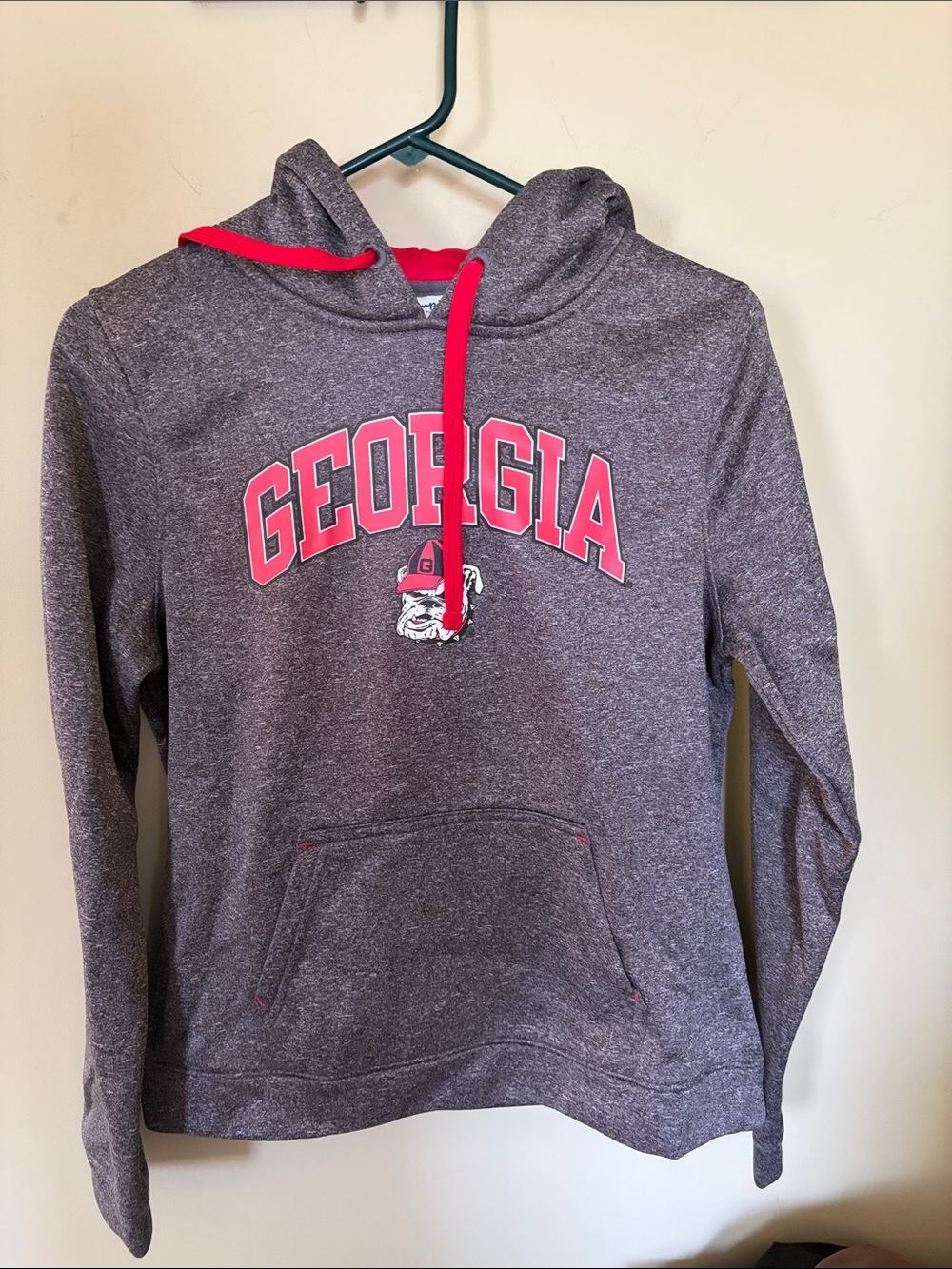University of Georgia UGA Arch Logo Hoodie Sweatshirt - Red Accent